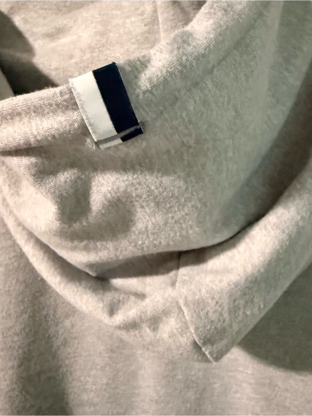 Rhoback Light Gray Active Top with White Care Label
